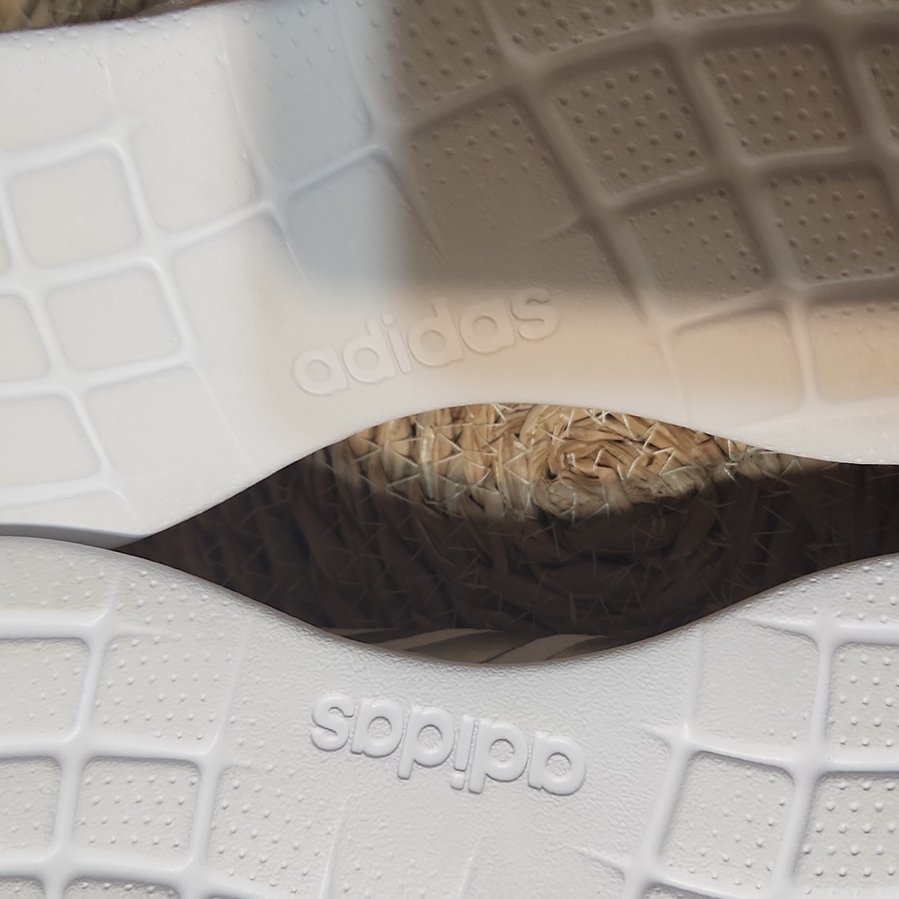Adidas sneakers - Picture 8 of 11